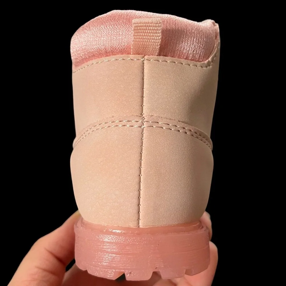 OshKosh BGosh Judi Toddler/Little Girl's‎ Ankle Boots Size 9 -12 Light Pink